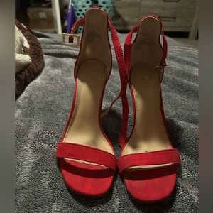 Red heels material girl